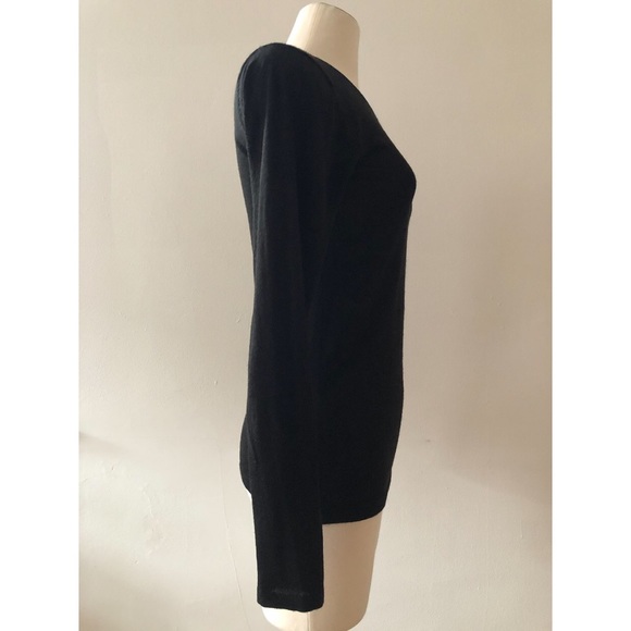 V-neck sweater - Picture 2 of 4